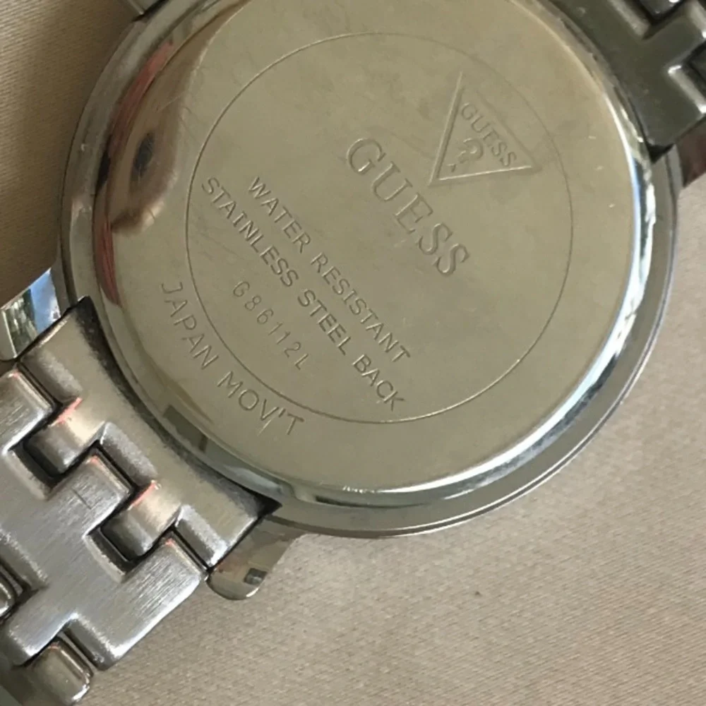 Guess Crystal Watch